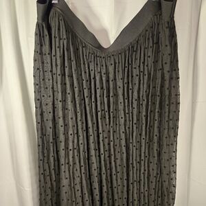 Torrid 5XL Black Polka Dot Skirt